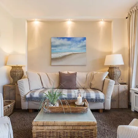 Christopher App Stronhues Apartment