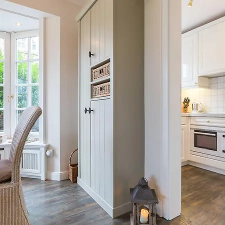 Apartment Christopher App Stronhues